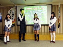 画像ギャラリー No.003のサムネイル画像 / 「LEFT 4 DEAD -生存者たち- ファン感謝祭 in秋葉原」が開催。会場で行われた「全国大学ゲームリーグ」の決勝戦も併せてレポート