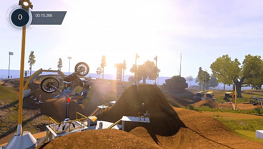 画像ギャラリー No.019のサムネイル画像 / バイクゲーム「トライアルズ フュージョン」がついにリリース。シンプル操作で派手なトリックが繰り出せる手軽さと高い中毒性が，うーん，たまらない