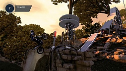 画像ギャラリー No.028のサムネイル画像 / バイクゲーム「トライアルズ フュージョン」がついにリリース。シンプル操作で派手なトリックが繰り出せる手軽さと高い中毒性が，うーん，たまらない