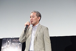 画像ギャラリー No.003のサムネイル画像 / 「バットマン:アーカム・ナイト」の発売記念イベントをレポート。キャットウーマン姿の篠崎 愛さんが4つの究極要素を紹介