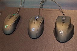 画像ギャラリー No.013のサムネイル画像 / ［CES 2015］心拍数＆発汗センサー搭載のMionix製ゲーマー向けマウス「NAOS QG」は，13日までKickstarterで出資を募集中