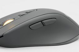 画像ギャラリー No.022のサムネイル画像 / Mionix「NAOS QG」ファーストインプレッション。生体センサー搭載マウスの見た目と握りやすさをまずはチェックする