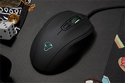 画像ギャラリー No.006のサムネイル画像 / 黒色ばかりのゲーマー向け製品はもう飽きた？ ゲーマー向けマウス「Castor」の奇抜なカラバリ4モデルが世界市場で発表に