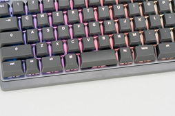 画像ギャラリー No.004のサムネイル画像 / Mionix製キーボード「WEI」レビュー。見た目重視のブランドは,「Cherry MX RGB Red」キースイッチ搭載モデルをどう仕上げたか