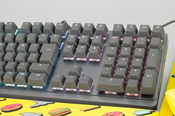 画像ギャラリー No.015のサムネイル画像 / Mionix製キーボード「WEI」レビュー。見た目重視のブランドは,「Cherry MX RGB Red」キースイッチ搭載モデルをどう仕上げたか