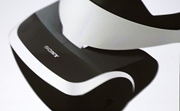 画像ギャラリー No.025のサムネイル画像 / ［GDC 2014］SCEの「Project Morpheus」とはいったい何か。西川善司が“仮想現実対応HMD”の正体を探る