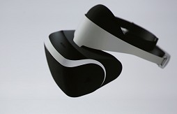 画像ギャラリー No.027のサムネイル画像 / ［GDC 2014］SCEの「Project Morpheus」とはいったい何か。西川善司が“仮想現実対応HMD”の正体を探る