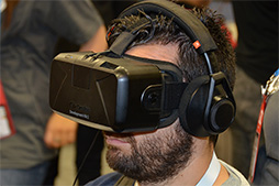 画像ギャラリー No.003のサムネイル画像 / ［GDC 2014］インタビューと独自取材で見えた「Project Morpheus」7つの秘密。液晶パネルは特注品だが，有機ELパネル採用の可能性もアリ？