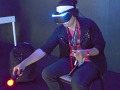 ［E3 2014］ソニーのVR対応型HMD「Morpheus」，その新作デモ2作品をレポート。路面スレスレを滑走し，恐竜と間近に触れ合える迫力の超体験だ