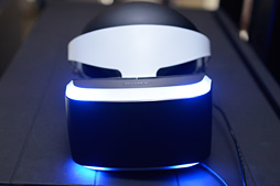 画像ギャラリー No.003のサムネイル画像 / ［TGS 2014］「Project Morpheus」を触ってきた。今すぐ販売できそうなほどハードウェアの完成度は高い