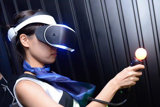 画像ギャラリー No.011のサムネイル画像 / ［TGS 2014］「Project Morpheus」を触ってきた。今すぐ販売できそうなほどハードウェアの完成度は高い