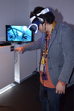 画像ギャラリー No.015のサムネイル画像 / ［GDC 2015］西川善司が贈る「新型Project Morpheus用新作デモ」全4種体験レポート