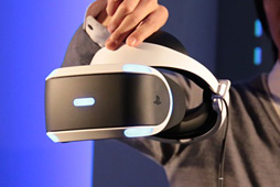 画像ギャラリー No.006のサムネイル画像 / ［GDC 2015］西川善司がSCE WWS吉田修平プレジデントに聞く「新型Project Morpheus」
