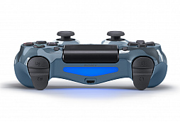 画像ギャラリー No.007のサムネイル画像 / PlayStation VRと，PlayStation Move2本をセットにした「PlayStation VR エキサイティングパック」が9月13日に発売。DUALSHOCK 4の新色「ブルー・カモフラージュ」は10月21日にリリース