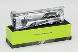 画像ギャラリー No.005のサムネイル画像 / 「GeForce GTX 1080」レビュー。Pascal世代最初のGeForceは，GTX 980と同等の消費電力で，GTX 980 SLIと同等の性能を発揮する