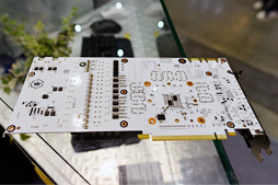 画像ギャラリー No.010のサムネイル画像 / ［COMPUTEX］GTX 1080＆1070一挙6モデル展開のGALAXに聞く「GP104のオーバークロック耐性」