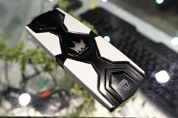 画像ギャラリー No.013のサムネイル画像 / ［COMPUTEX］GTX 1080＆1070一挙6モデル展開のGALAXに聞く「GP104のオーバークロック耐性」