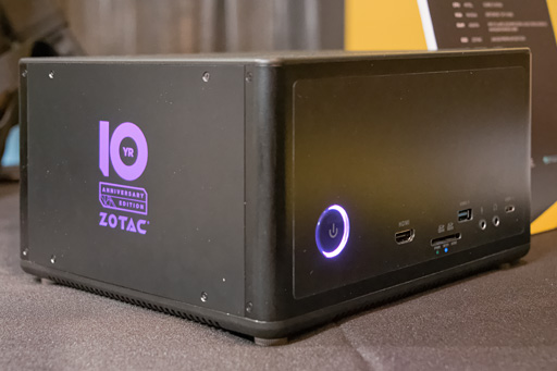 画像ギャラリー No.005のサムネイル画像 / ZOTAC創業10周年記念。GTX 1080と4コアCore i7を液冷する小型PC「MAGNUS EN1080」など3製品が登場