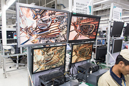 画像ギャラリー No.054のサムネイル画像 / ZOTACのグラフィックスカード工場見学記。その規模と統率,清潔さに圧倒されてきた