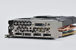 画像ギャラリー No.009のサムネイル画像 / GTX 1080搭載なのにカード長は約21cm。「ZOTAC GeForce GTX 1080 Mini 8GB」を使ってみた