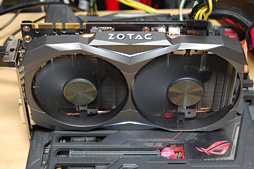 画像ギャラリー No.042のサムネイル画像 / GTX 1080搭載なのにカード長は約21cm。「ZOTAC GeForce GTX 1080 Mini 8GB」を使ってみた
