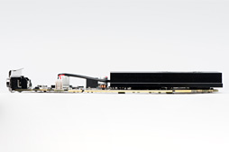 画像ギャラリー No.014のサムネイル画像 / 「GeForce GT 1030」と「Radeon RX 550」直接対決。新世代のエントリー市場向けGPUをゲーマー目線でチェックする