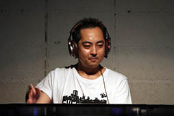 画像ギャラリー No.002のサムネイル画像 / “DJ×オーケストラ”をテーマにした「消滅都市」のコンサートが12月に開催。声優陣の生アフレコやライブで盛り上がった公式ニコ生の模様をレポート