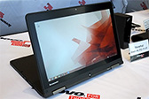 画像ギャラリー No.004のサムネイル画像 / Lenovo,360度回転ヒンジ搭載で4モードに使い分けられる新型2-in-1「ThinkPad Yoga 12」を国内発売
