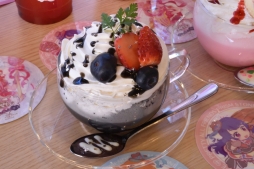 画像ギャラリー No.010のサムネイル画像 / 「プリティーオールフレンズバレンタインカフェ」内覧会をレポート。こだわりのコラボメニューが楽しめて，思わずハピラキになる空間