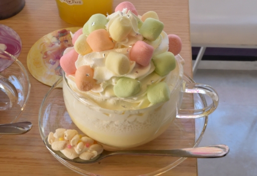 画像ギャラリー No.013のサムネイル画像 / 「プリティーオールフレンズバレンタインカフェ」内覧会をレポート。こだわりのコラボメニューが楽しめて，思わずハピラキになる空間