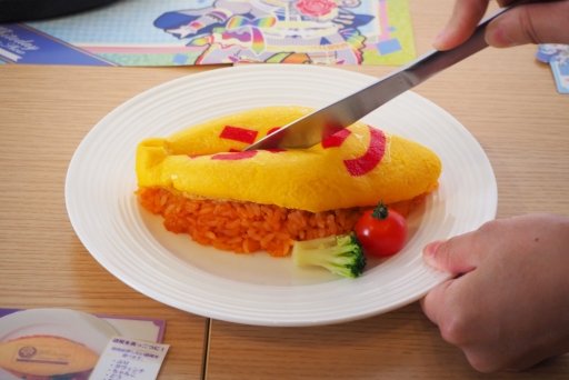 画像ギャラリー No.014のサムネイル画像 / カフェというより,もはやフレンチレストラン。「プリパラ」のコラボカフェ「紫京院ひびきホワイトデーディナーショー」をレポート
