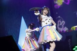 画像ギャラリー No.012のサムネイル画像 / 「プリパラ」のユニット“NonSugar”初の単独イベント昼の部をレポート。新衣装や懐かしい衣装で5曲の新曲などを披露
