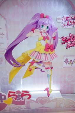 画像ギャラリー No.008のサムネイル画像 / 10周年を記念して開催される「大プリパラ展」をレポート。1000年後のプリパラアイドルと一緒に見どころ満載の展覧会を楽しもう