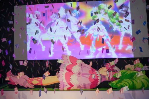画像ギャラリー No.018のサムネイル画像 / 10周年を記念して開催される「大プリパラ展」をレポート。1000年後のプリパラアイドルと一緒に見どころ満載の展覧会を楽しもう