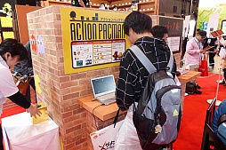 画像ギャラリー No.011のサムネイル画像 / カプコンやバンダイナムコエンターテインメントなどが出展した，ニコニコ超会議1〜3ホールの模様をレポート