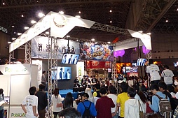画像ギャラリー No.023のサムネイル画像 / カプコンやバンダイナムコエンターテインメントなどが出展した，ニコニコ超会議1〜3ホールの模様をレポート