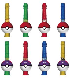 画像ギャラリー No.064のサムネイル画像 / ゲーム内で特別なポケモンがもらえる。ポケモン関連商品に「ポケモン赤・緑/X・Y」の名シーンをシールにした「ポケモンスクラップ」が封入
