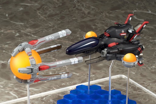 画像ギャラリー No.018のサムネイル画像 / 「シャイニング・レゾナンス」のキリカ＆「R-TYPE」アロー・ヘッド のイベント限定版カラーフィギュア登場