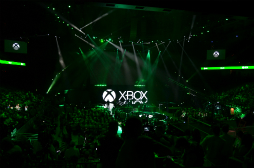 画像ギャラリー No.001のサムネイル画像 / ［E3 2015］「Xbox E3 2015 briefing」詳報（前編）：新章に突入した「Halo」，稲船敬二氏のXbox One独占タイトル，そしてXbox 360互換機能の秘密