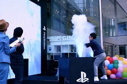 画像ギャラリー No.004のサムネイル画像 / PlayStationのイベント「みんなでできる!ファミリーパーク」をレポート。200インチ画面での試遊や，ヒーローの必殺技体験が楽しめる