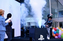 画像ギャラリー No.005のサムネイル画像 / PlayStationのイベント「みんなでできる!ファミリーパーク」をレポート。200インチ画面での試遊や，ヒーローの必殺技体験が楽しめる