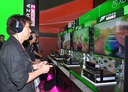 画像ギャラリー No.009のサムネイル画像 / ［E3 2014］Xbox One版「Forza Horizon 2」を実際にプレイ。動的天候変化システムに感動し，ウラカンの実車展示にも驚く
