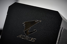 画像ギャラリー No.011のサムネイル画像 / GIGABYTE製外付けグラフィックボックス「AORUS GTX 1070 Gaming Box」レビュー。性能面では及第点だが動作するノートPCを選ぶ