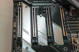 画像ギャラリー No.003のサムネイル画像 / ［COMPUTEX］GIGABYTE，“さらにCPUコアの増えるThreadripper 2”対応を謳う新世代X399マザー