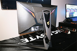 画像ギャラリー No.003のサムネイル画像 / GIGABYTE，ゲーマー向けブランド「AORUS」初の液晶ディスプレイ「AD27QD」を発表。PC用設定ソフトの多機能ぶりが魅力だ
