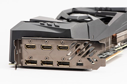 画像ギャラリー No.016のサムネイル画像 / GIGABYTE「AORUS GeForce RTX 2080 XTREME 8G」レビュー。大型クーラー搭載のゲーマー向けカードは総合力の高さが見どころだ