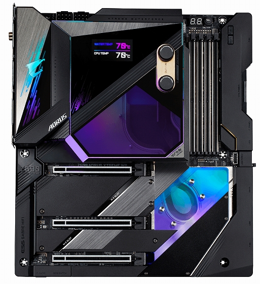 画像ギャラリー No.003のサムネイル画像 / GIGABYTE,液冷クーラー標準装備のゲーマー向けZ590マザーを国内発売