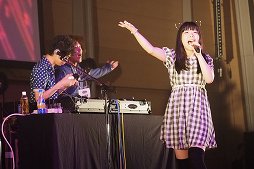 画像ギャラリー No.015のサムネイル画像 / maimai収録楽曲のアーティストが熱唱! 6時間のライブで燃えあがった「maimai LIVE 2014 洗濯祭〜」をレポート