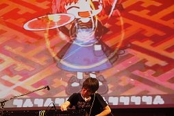 画像ギャラリー No.032のサムネイル画像 / maimai収録楽曲のアーティストが熱唱! 6時間のライブで燃えあがった「maimai LIVE 2014 洗濯祭〜」をレポート