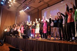 画像ギャラリー No.048のサムネイル画像 / maimai収録楽曲のアーティストが熱唱! 6時間のライブで燃えあがった「maimai LIVE 2014 洗濯祭〜」をレポート